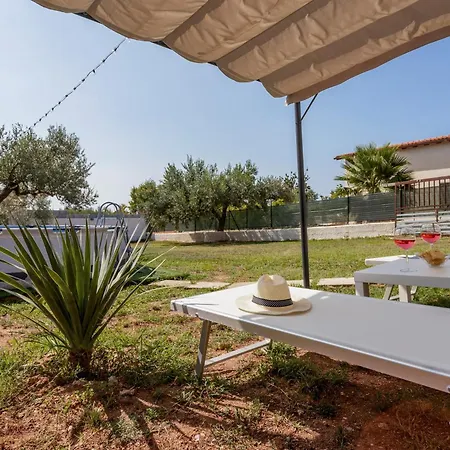 Casa Vista Mare Tra Gli Ulivi Ferienhaus